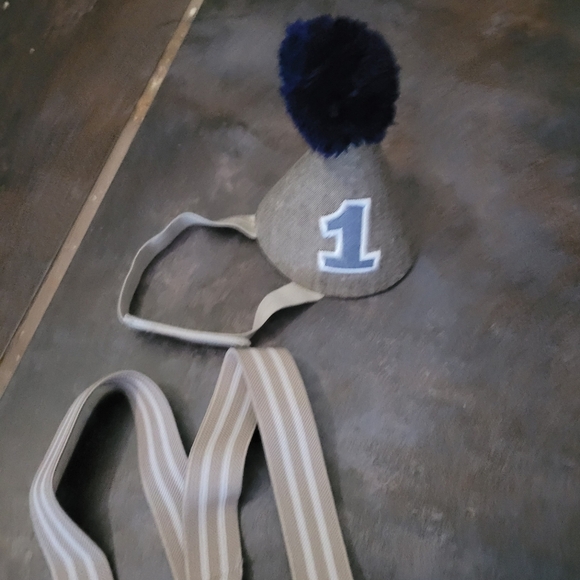 First Baby Birthday Suit Suspenders with 1 hat 👒 - Picture 3 of 3